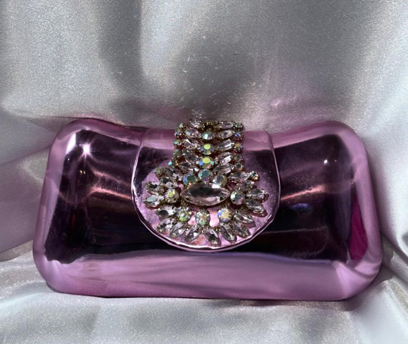 Metallic Pink Jewel Clapse Clutch